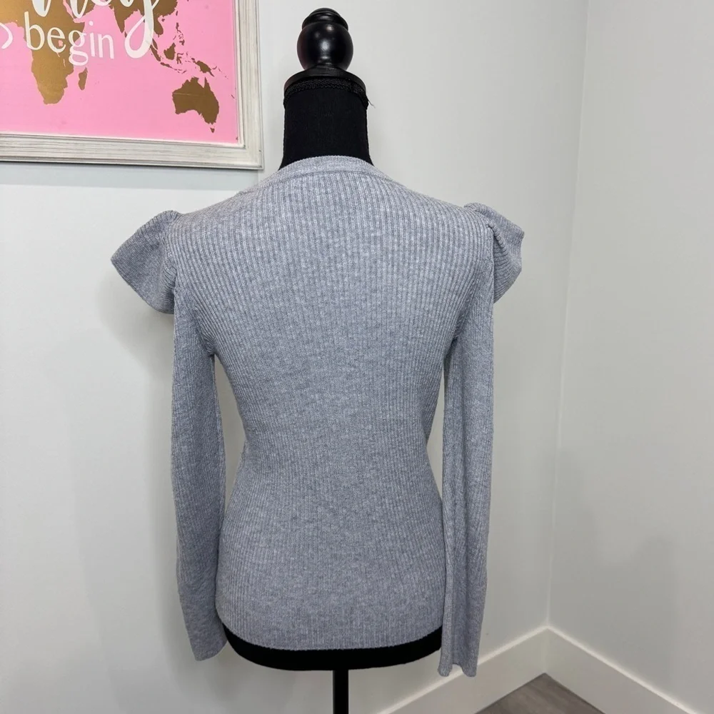 Cliche Gray Ribbed Ruffle Shoulder Wool Blend Sweater (S) - Picture 5 of 7